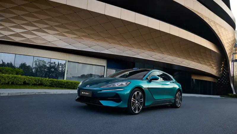 В нормативных документах Китая опубликованы сведения об обновлениях будущих моделей Denza?Z9 и Denza?Z9GT (производитель &mdash; BYD)