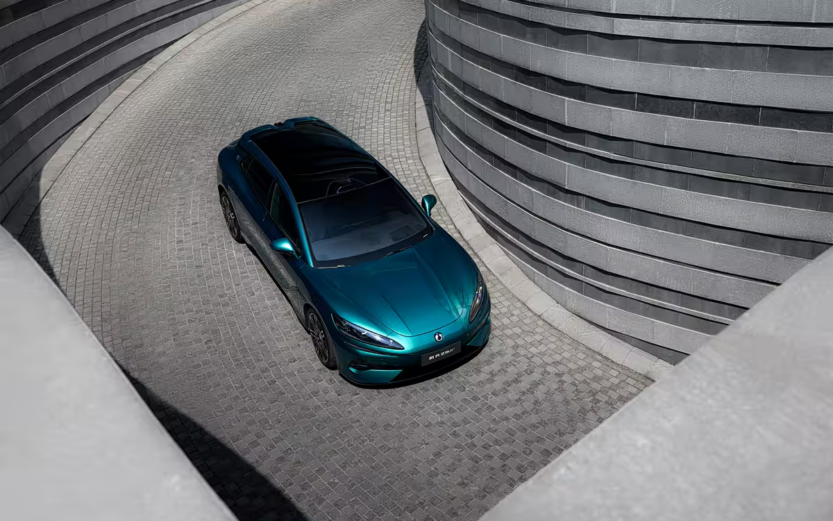 В нормативных документах Китая опубликованы сведения об обновлениях будущих моделей Denza Z9 и Denza Z9GT (производитель &mdash; BYD)