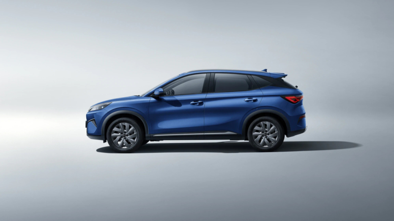 Модель выйдет на мировые рынки с рядом технологических улучшений: системой высокого напряжения (800 В), полным приводом (4WD) и ускоренной зарядкой, по информации автопроизводителя.