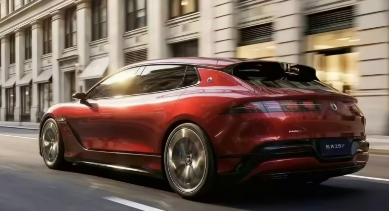 BYD лидирует в китайском рейтинге электромобилей как единственный бренд с пробегом в 1000 км