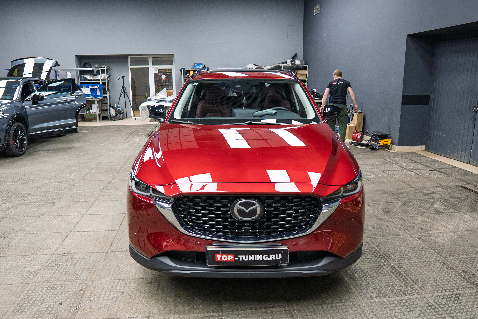 111205 Динамическая подсветка салона Mazda CX-5 II &ndash; установка и подключение