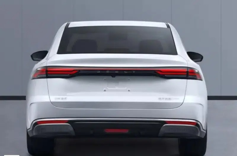 Рассмотрим основные особенности модели и её отличия от текущей версии, основываясь на сообщении китайских СМИ,