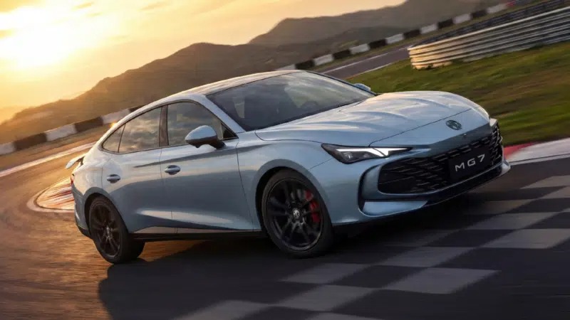 Вскоре после онлайн анонса в Китае заметили электрический преемник седана MG7?fastback