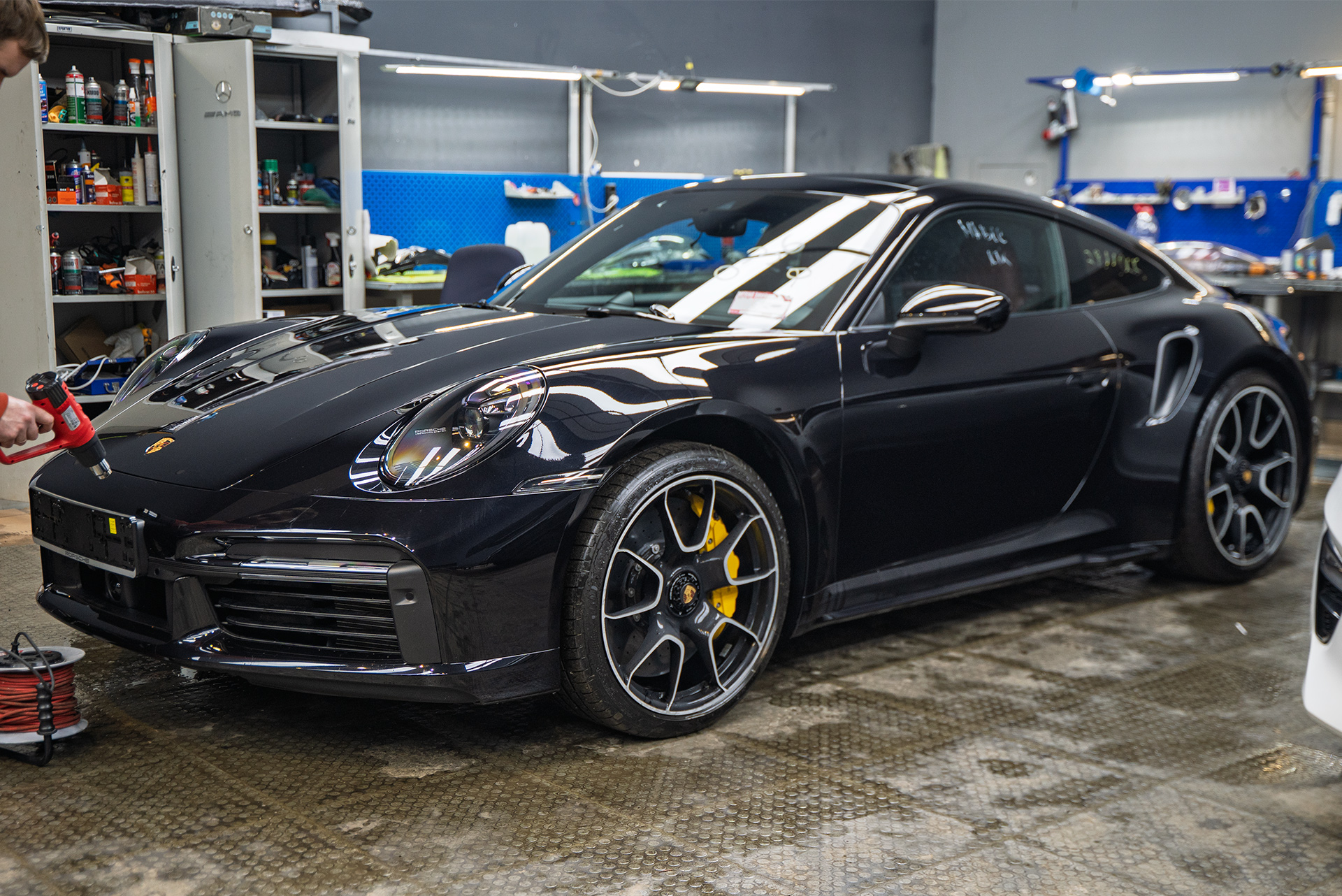 111233 Предпродажная детейлинг-подготовка Porsche 911 992 Turbo S Предпродажная детейлинг-подготовка Porsche 911 992 Turbo S