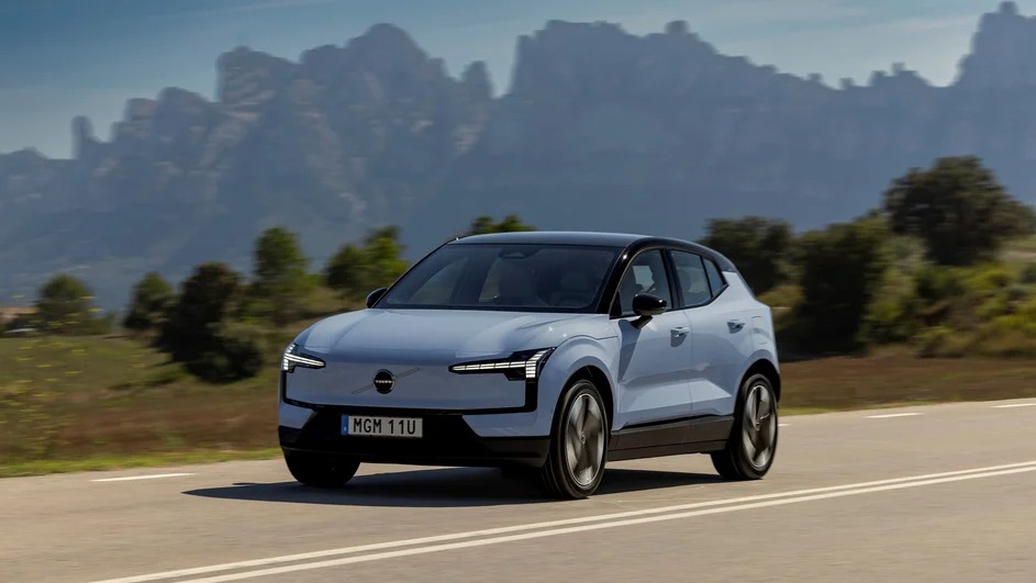 С декабря Volvo рекомендовала владельцам EX30 в более чем дюжине стран (включая США, Австралию и Бразилию) соблюдать временные меры безопасности: