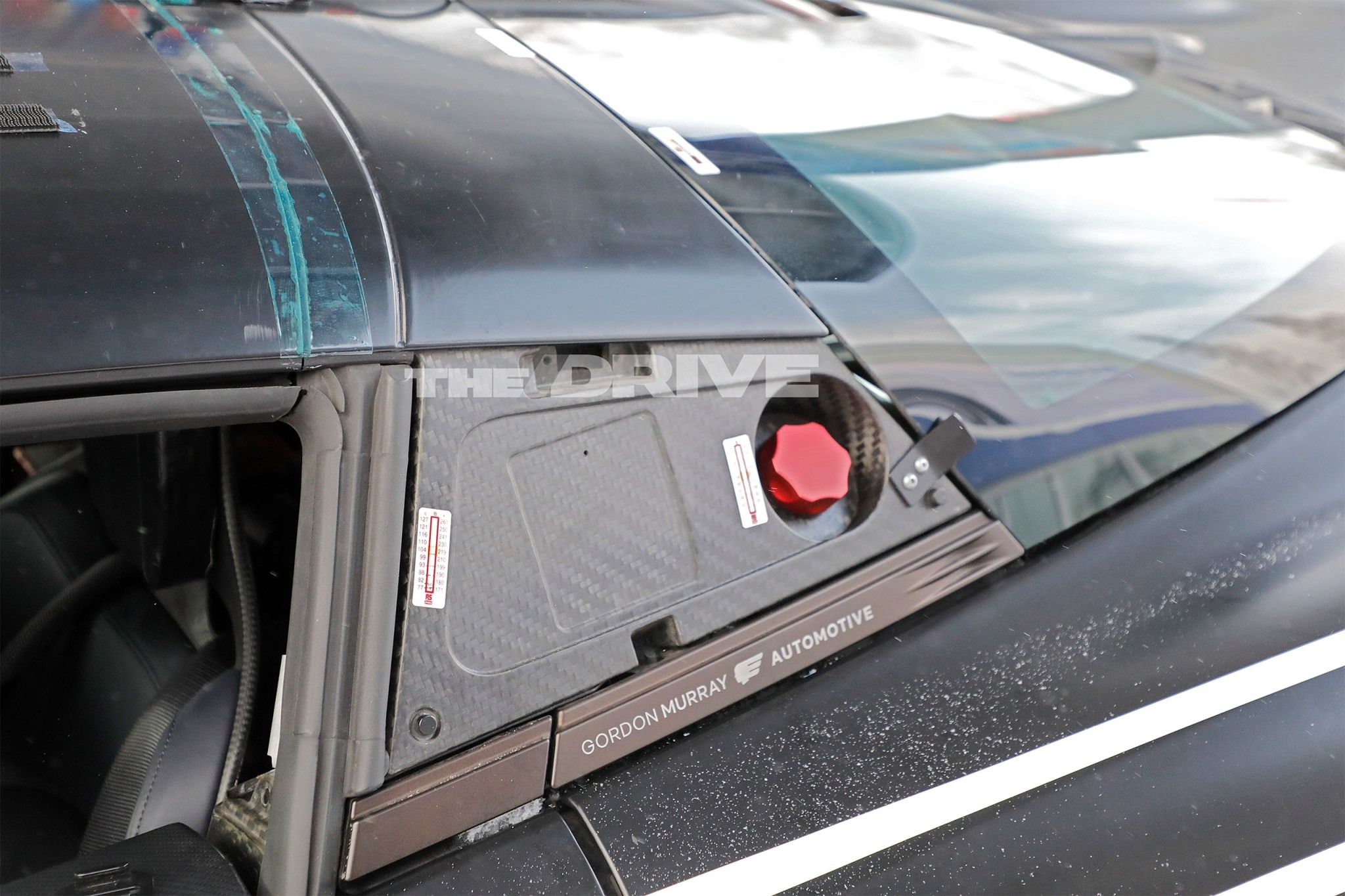 Изначально поставки безнаддувного купе с двигателем V12 и механической коробкой передач планировались на 2024 год