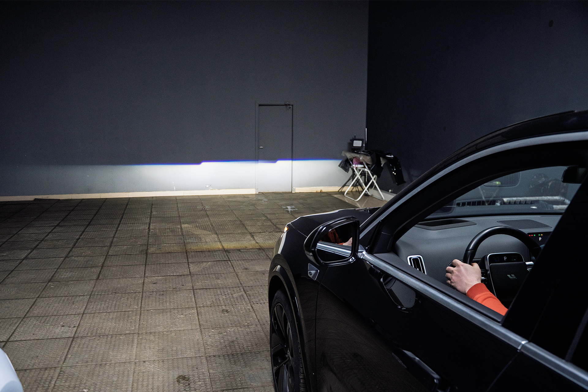 111269 Установка адаптивных bi-LED линз в оптику Lixiang L9 Установка адаптивных bi-LED линз в оптику Lixiang L9