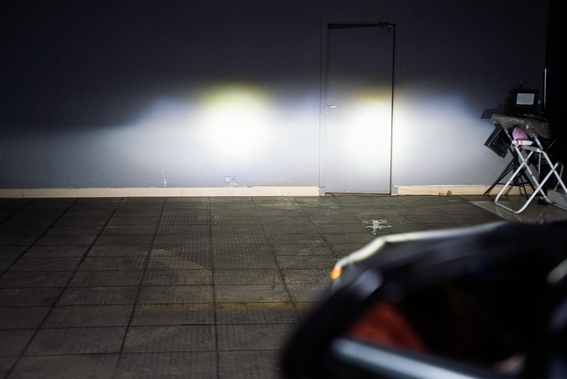 Установка адаптивных bi-LED линз в оптику Lixiang L9 111269 Установка адаптивных bi-LED линз в оптику Lixiang L9