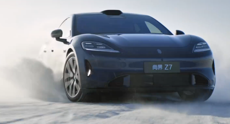 Saic Z7 от Huawei: дизайн, вдохновленный Taycan, показан в дебютных видеороликах