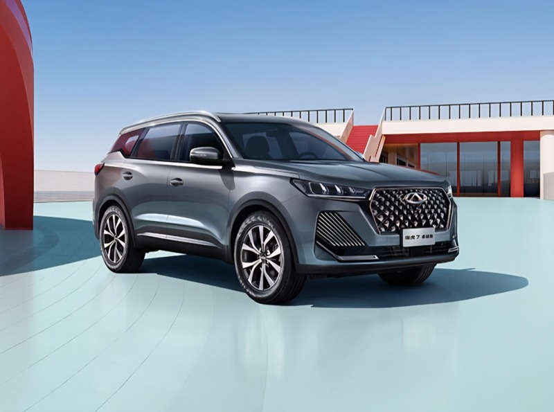 Компания Chery представила официальные изображения внедорожника Tiggo 7L в Китае