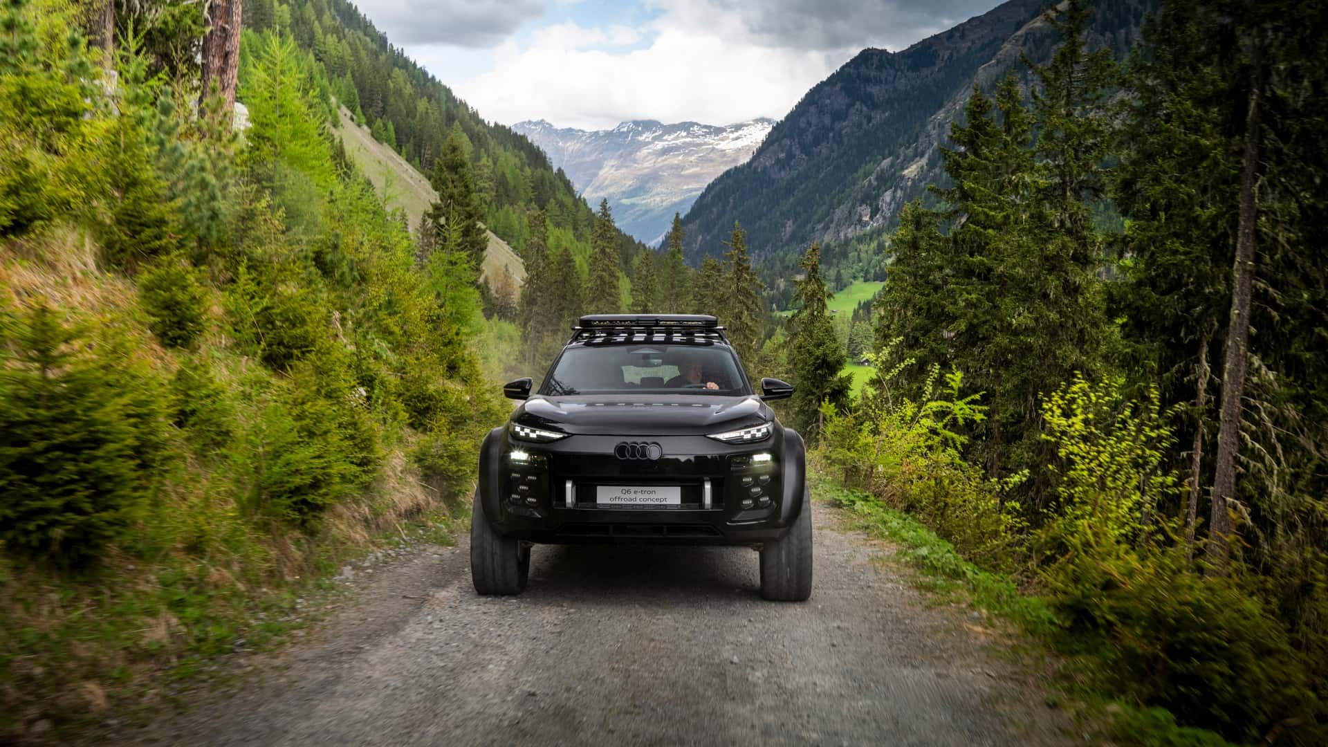 Прошло уже 16?лет с момента выхода первого Volkswagen Amarok, однако до сих пор у него так и не появилось прямого аналога