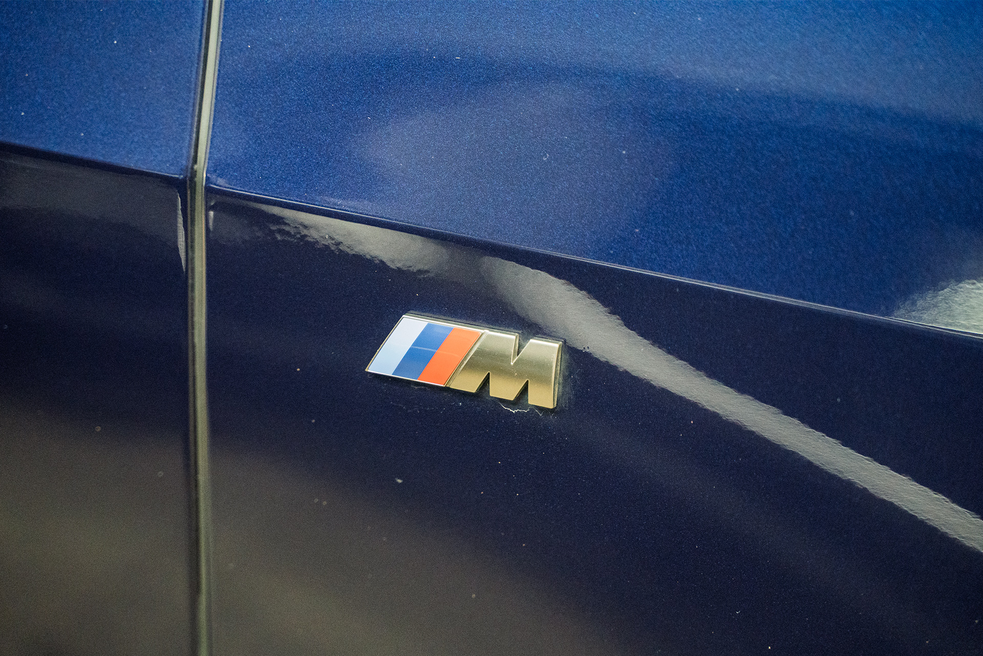 111293 Профессиональная виброизоляция колесных арок и подкрылков BMW X7 G07