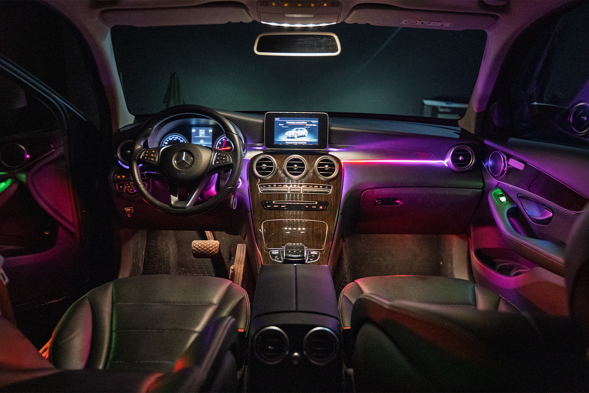 Атмосферная LED подсветка салона для Mercedes-Benz GLC