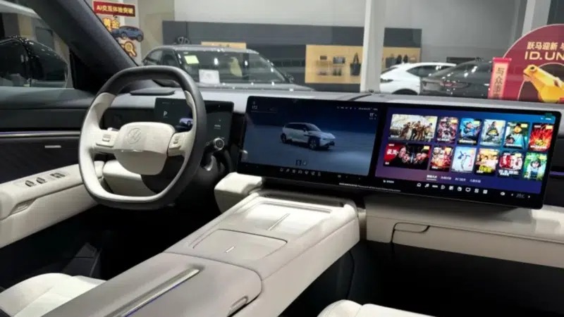 Модель создана в рамках технологического сотрудничества компаний Volkswagen Anhui и Xpeng: китайский автопроизводитель предоставил элементы высоковольтной системы и программные компоненты для подключения и помощи водителю, как сообщает Carnewschina.