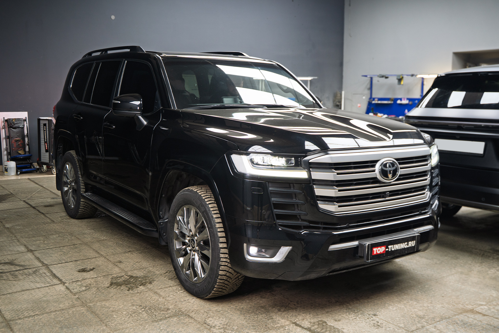 Электронный выхлоп THOR Storm + ECHO для Toyota Land Cruiser 300