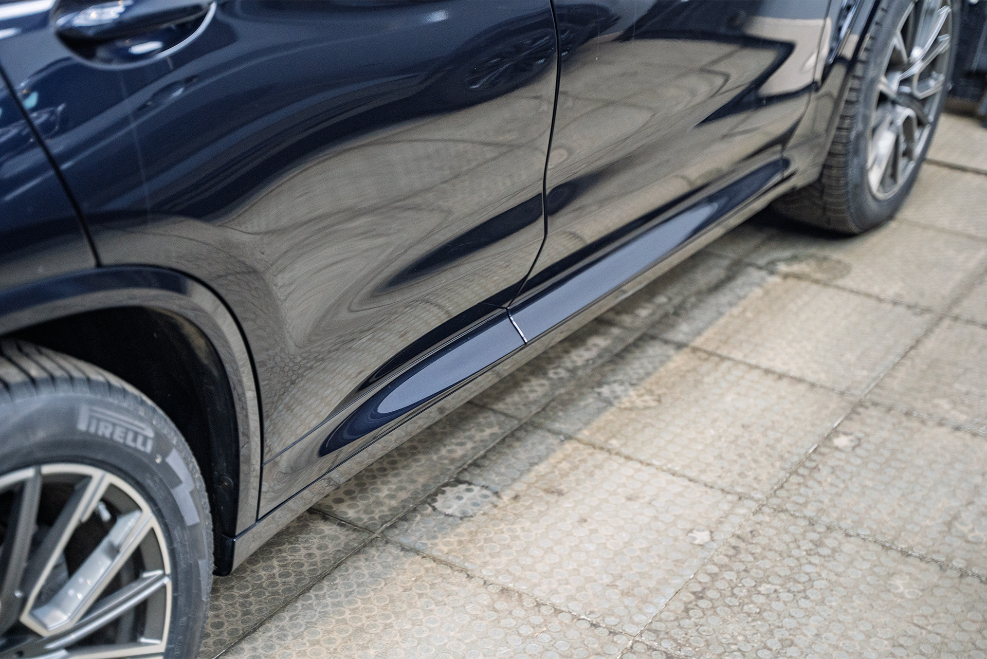 111379 Монтаж силовых порогов-ступеней для BMW X3 G01 рестайлинг