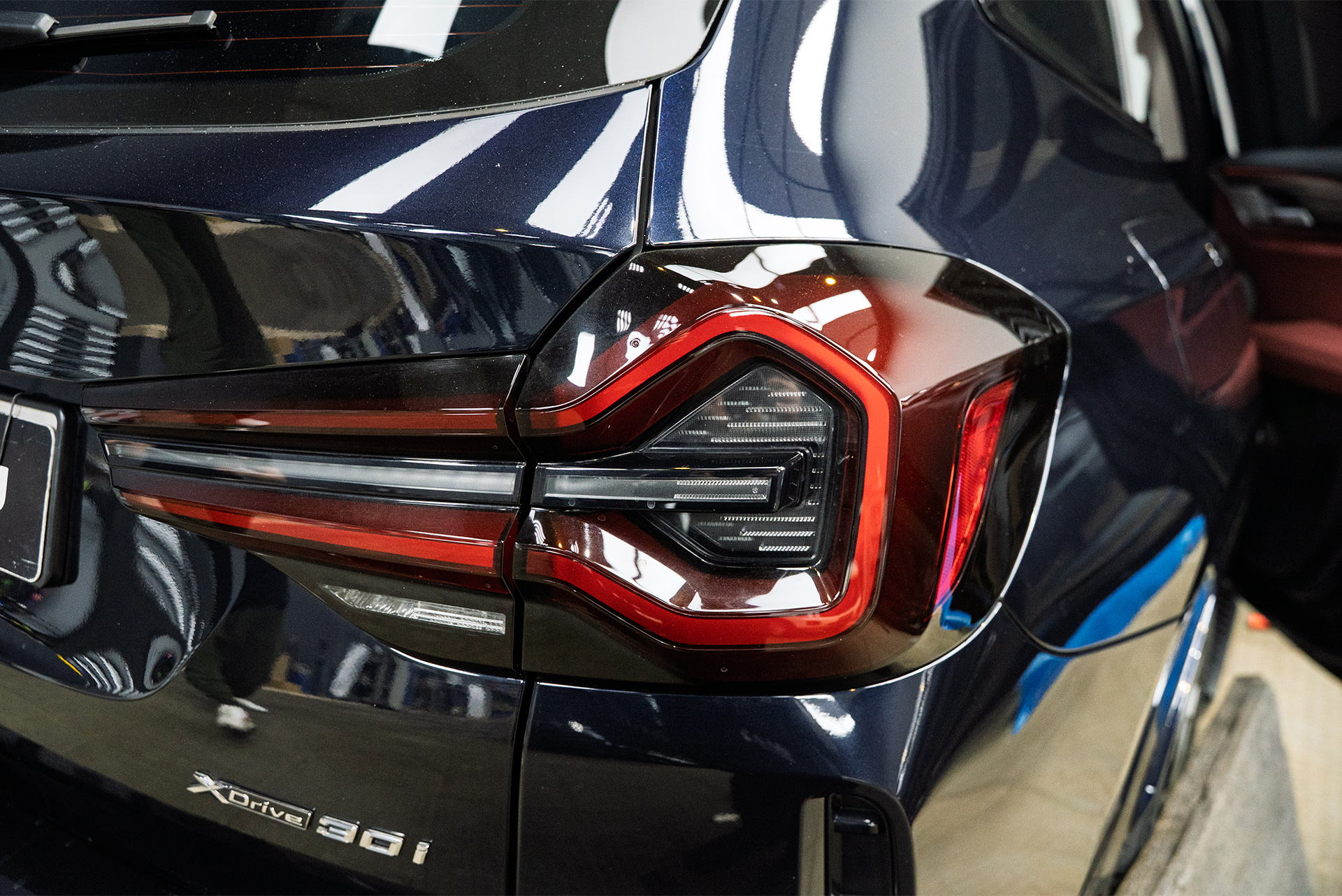 111379 Монтаж силовых порогов-ступеней для BMW X3 G01 рестайлинг