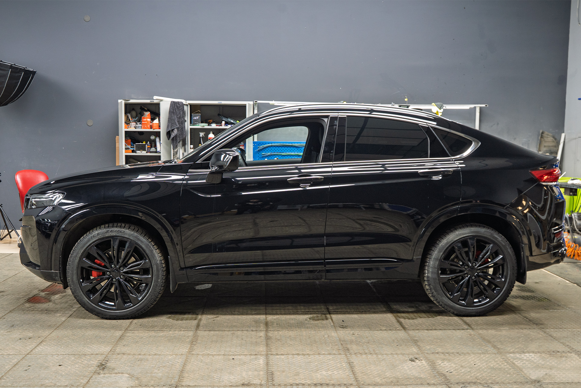 Тюнинг фар Knewstar 001 &ndash; яркие LED линзы Constructor Beam