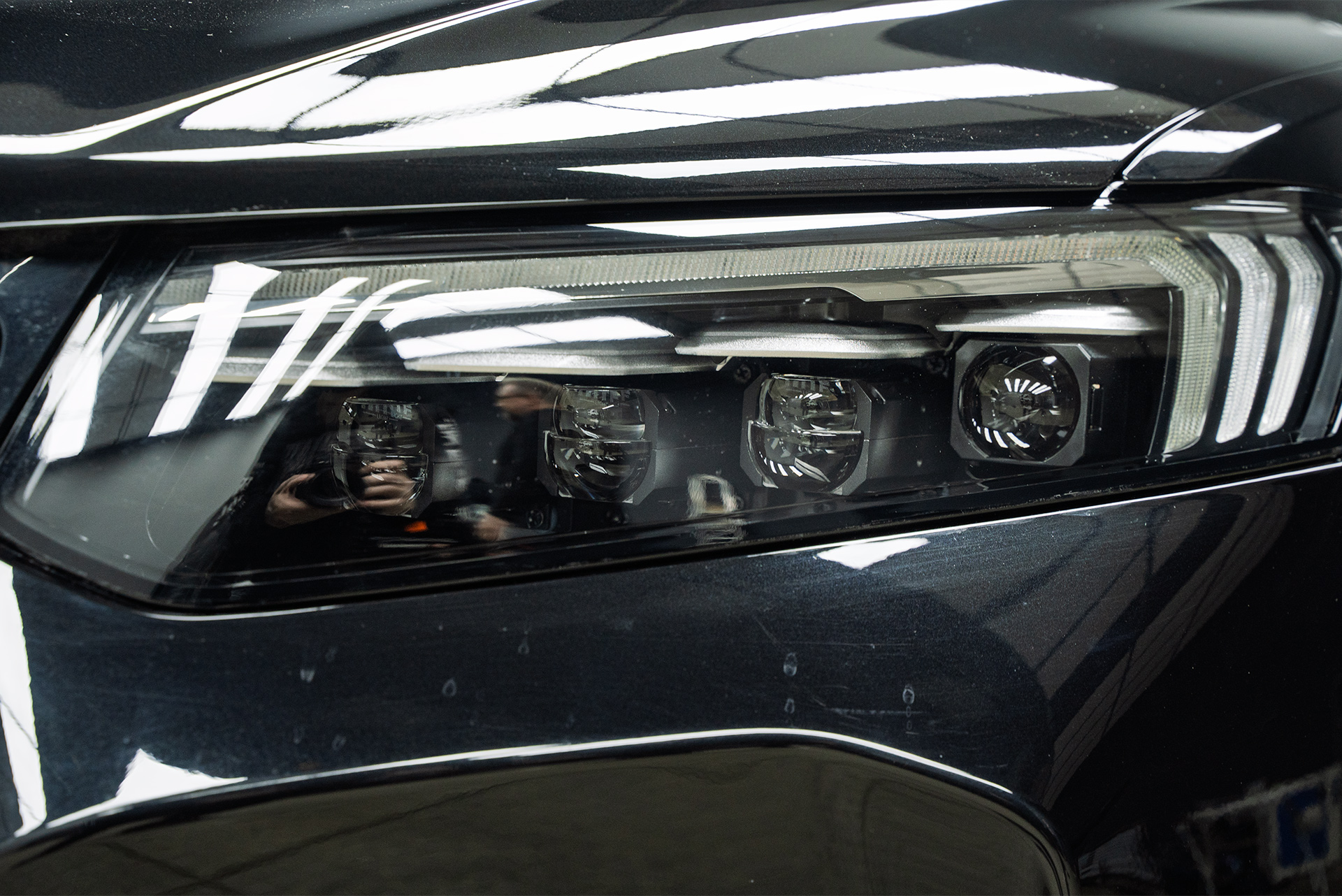 111398 Тюнинг фар Knewstar 001 &ndash; яркие LED линзы Constructor Beam