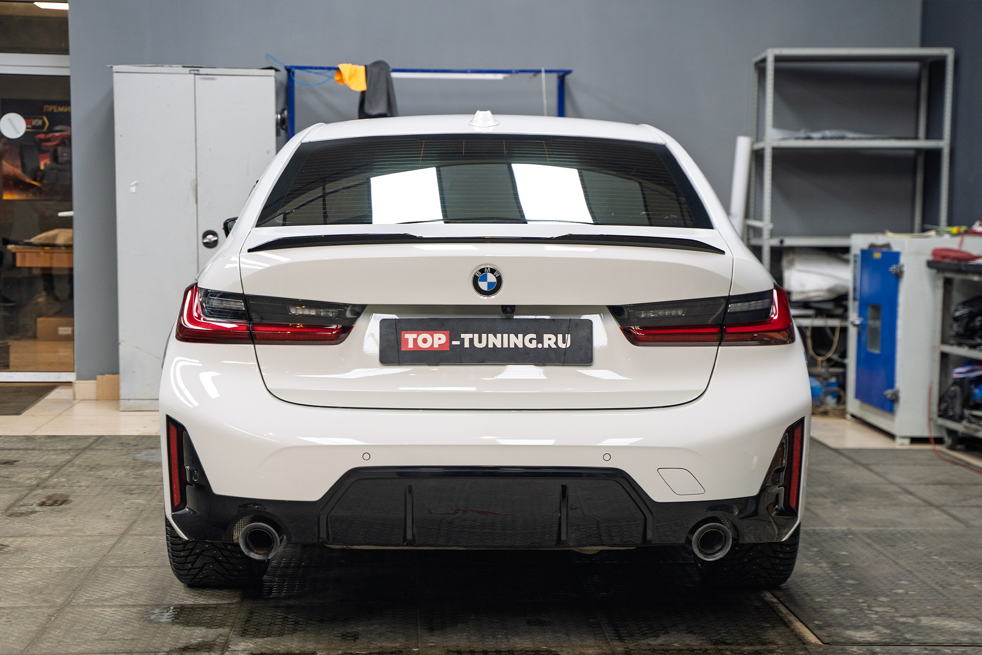 111399 Установка спойлера GT на крышку багажника BMW 3 серии G20 рестайлинг