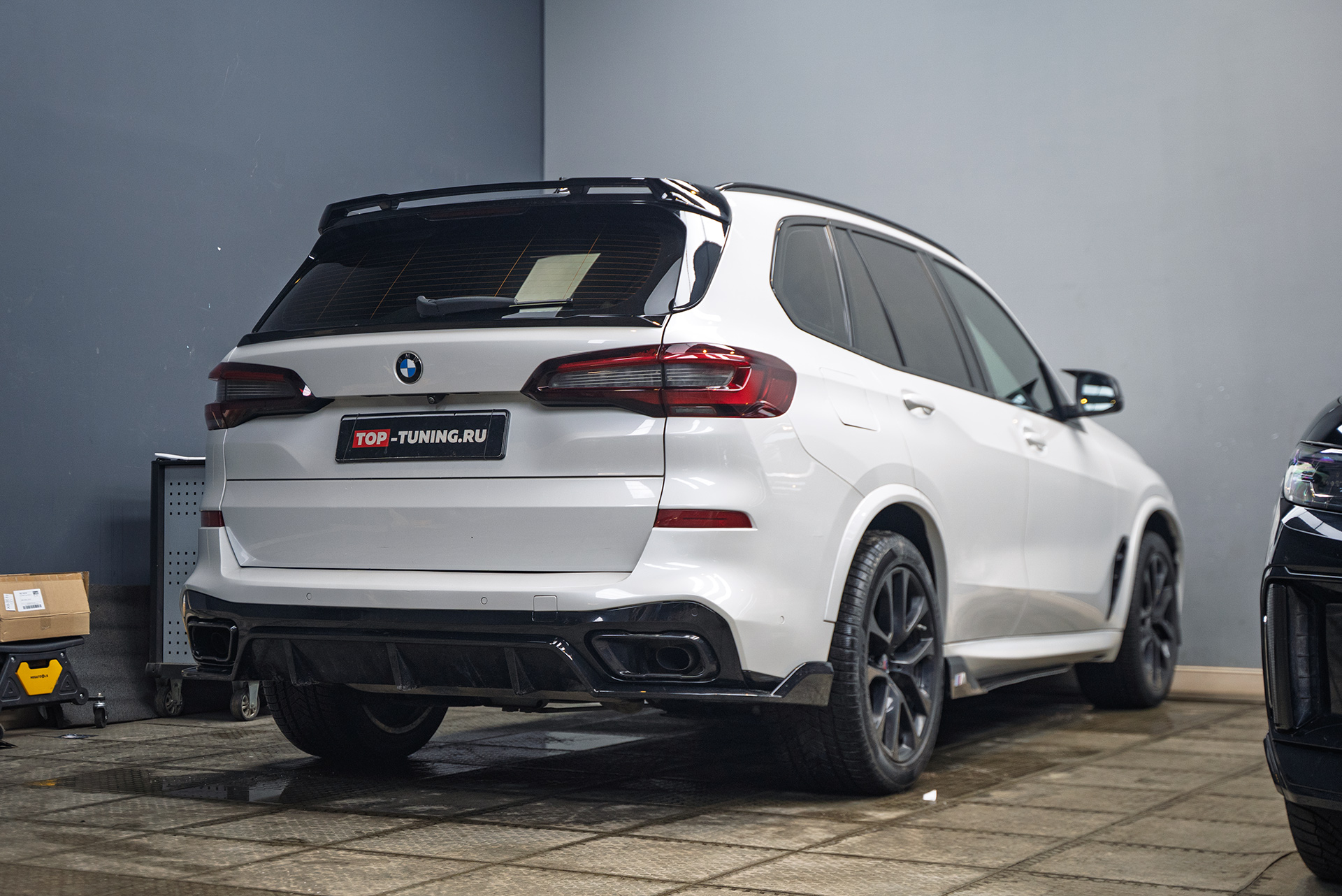 Хрусталь в салон + дооснащение в стиле M-power BMW X5 G05  