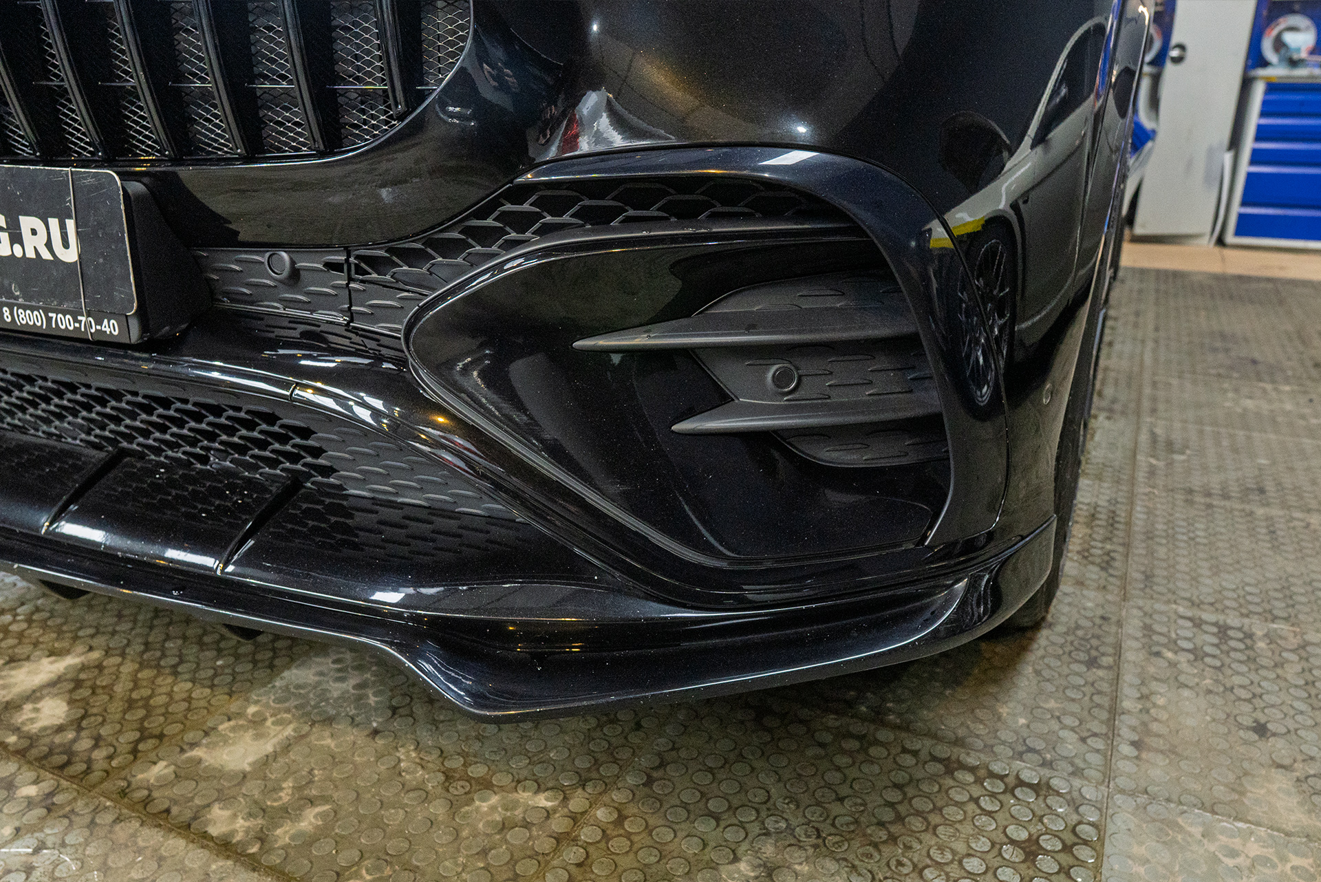 Монтаж электронных доводчиков в двери нового Mercedes-Benz GLE Coupe