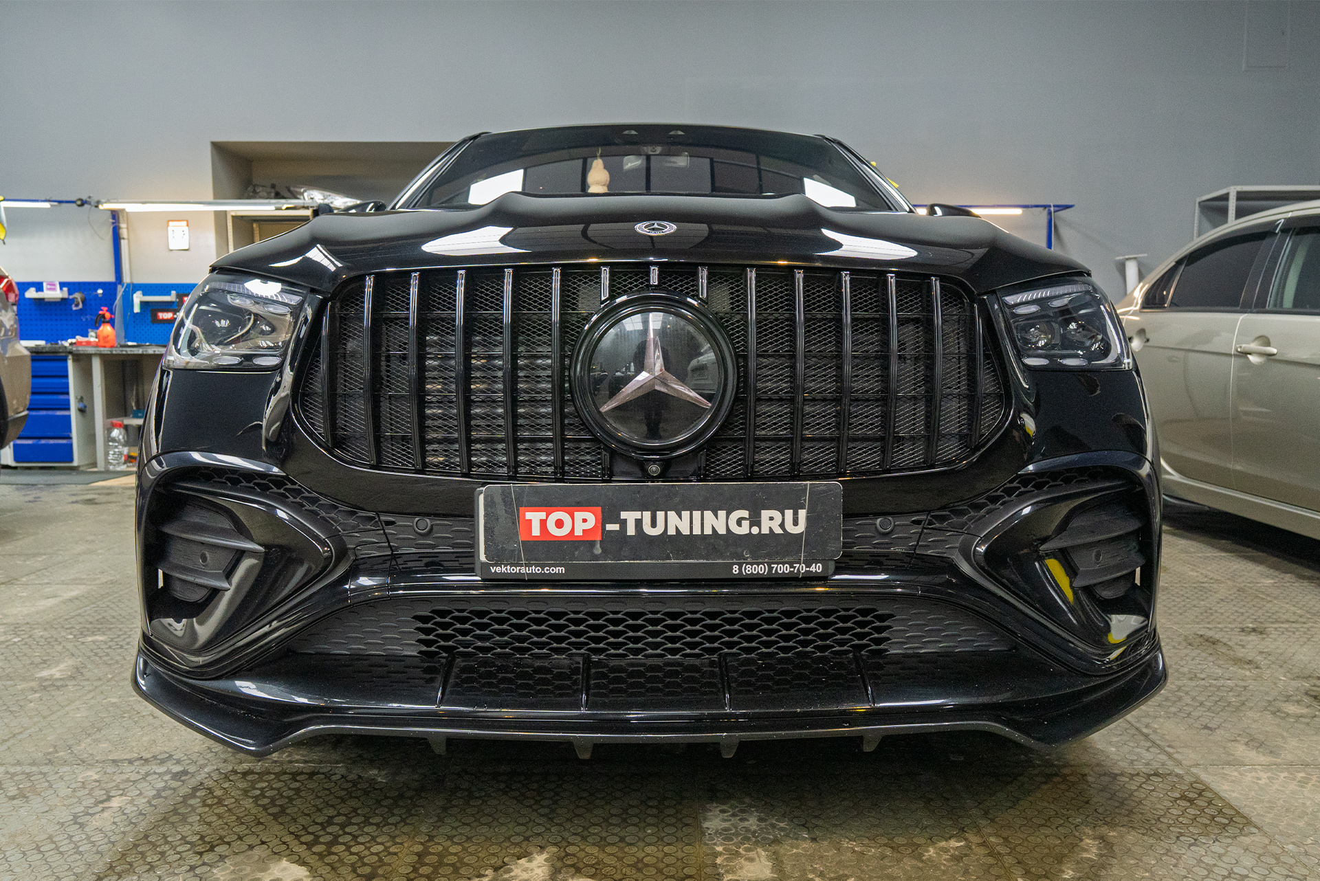 Монтаж электронных доводчиков в двери нового Mercedes-Benz GLE Coupe