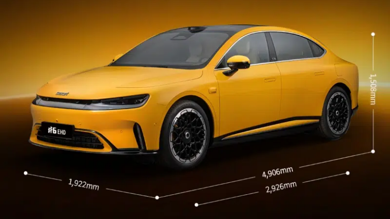 Бренд Geely Smart, известный своими компактными городскими автомобилями, испытывает сложности с реализацией стратегии увеличения габаритов моделей