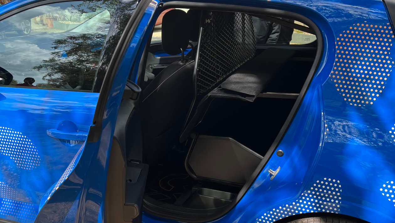 Компания Renault представила новую версию электромобиля &mdash; фургон на базе модели Twingo