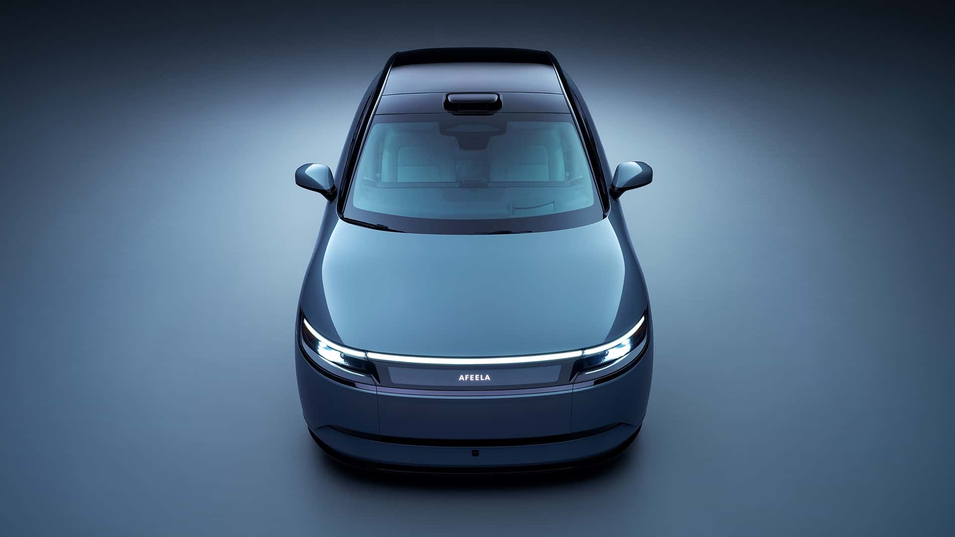 Ни анонсированный ранее седан, ни внедорожник так и не поступят в продажу.