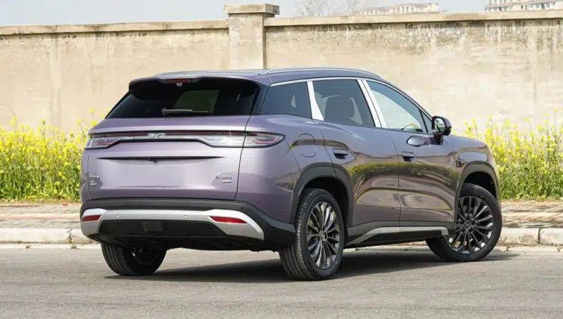 По данным Autohome, запас хода модели составляет 620 км или 710 км (по циклу CLTC).