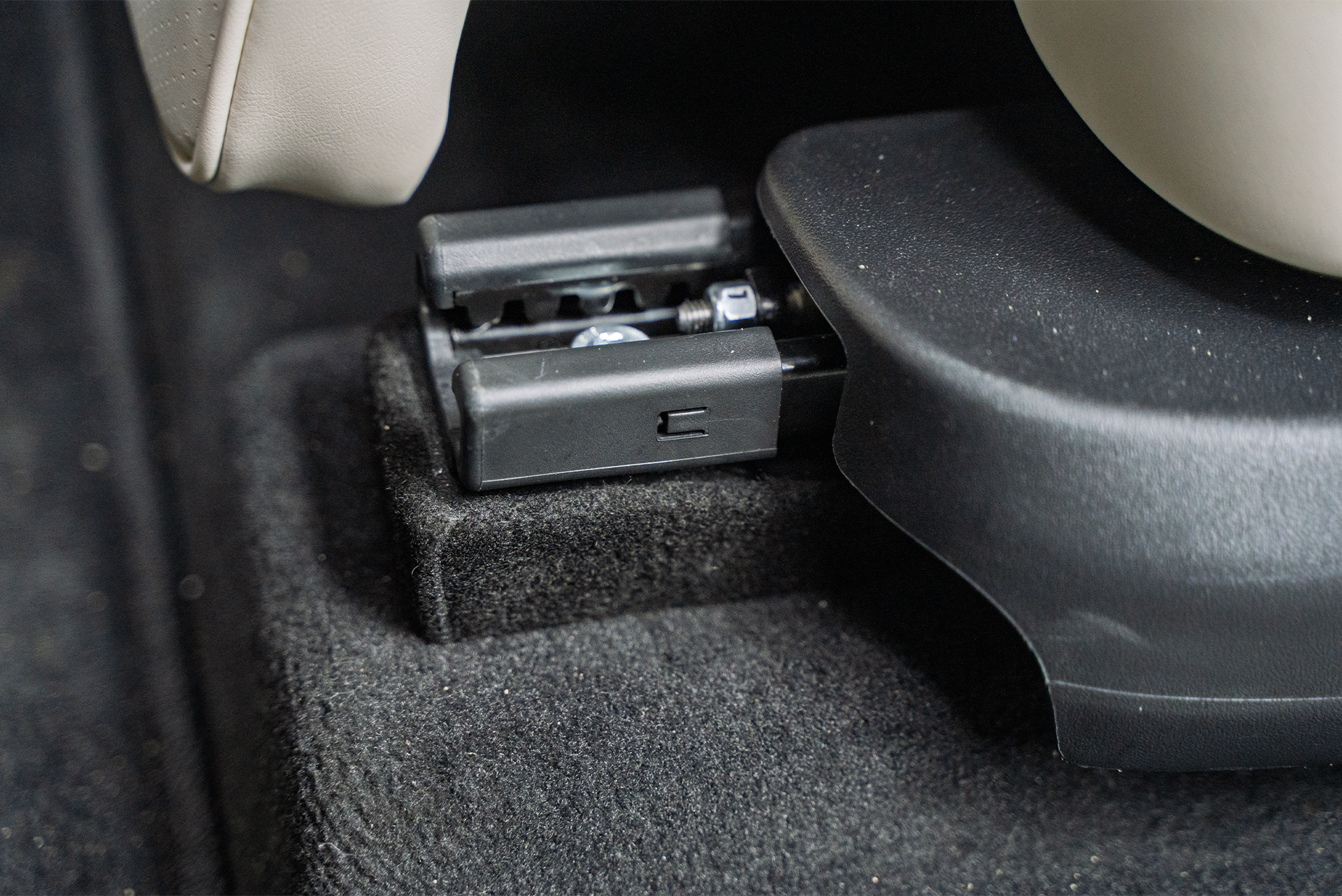 111440 Замена линз + шумоизоляция дверей и арок + дооснащение Lixiang L9 Замена линз + шумоизоляция дверей и арок + дооснащение Lixiang L9