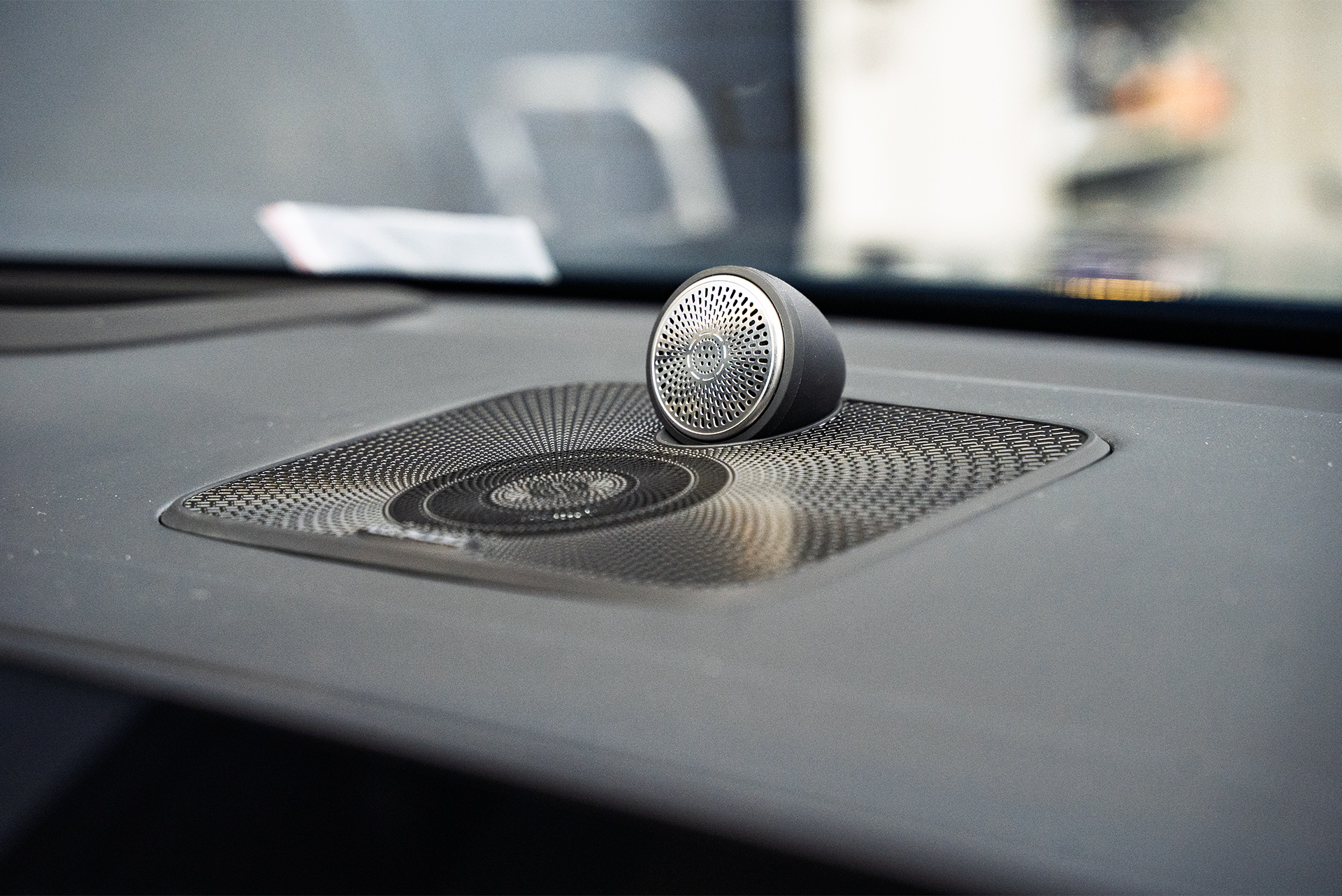 111440 Замена линз + шумоизоляция дверей и арок + дооснащение Lixiang L9 Замена линз + шумоизоляция дверей и арок + дооснащение Lixiang L9