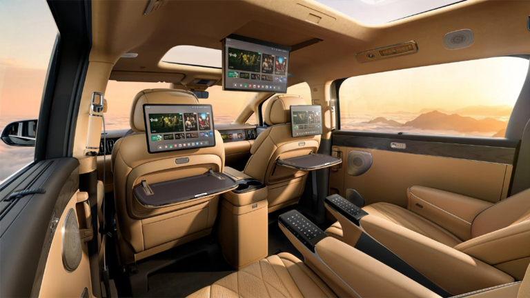 Компания BYD опубликовала фотографии салона обновлённого Denza D9 &mdash; предпродажи модели стартуют 29 марта