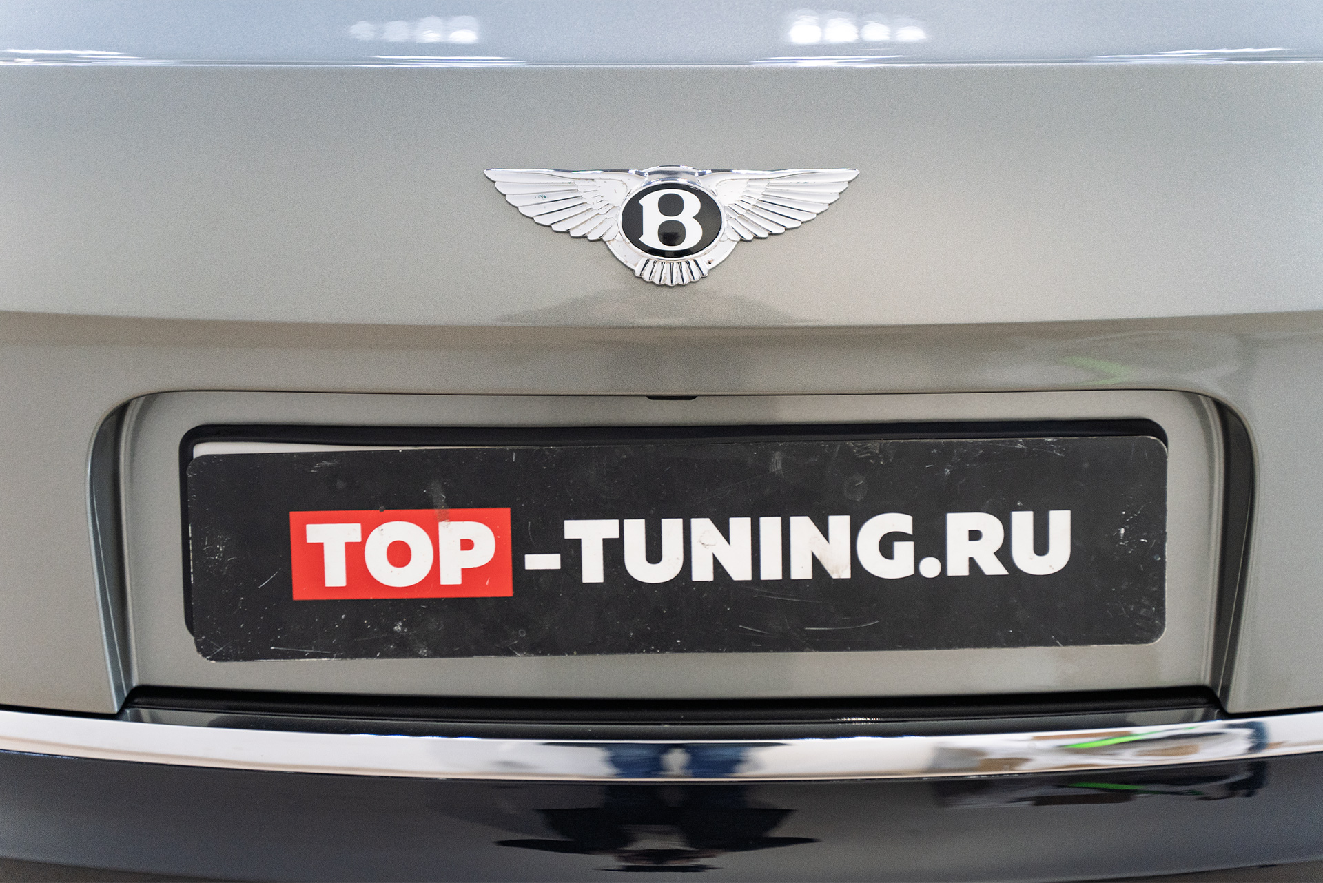 Окраска в два цвета кузова Bentley Flying Spur II 111450 Окраска в два цвета кузова Bentley Flying Spur II