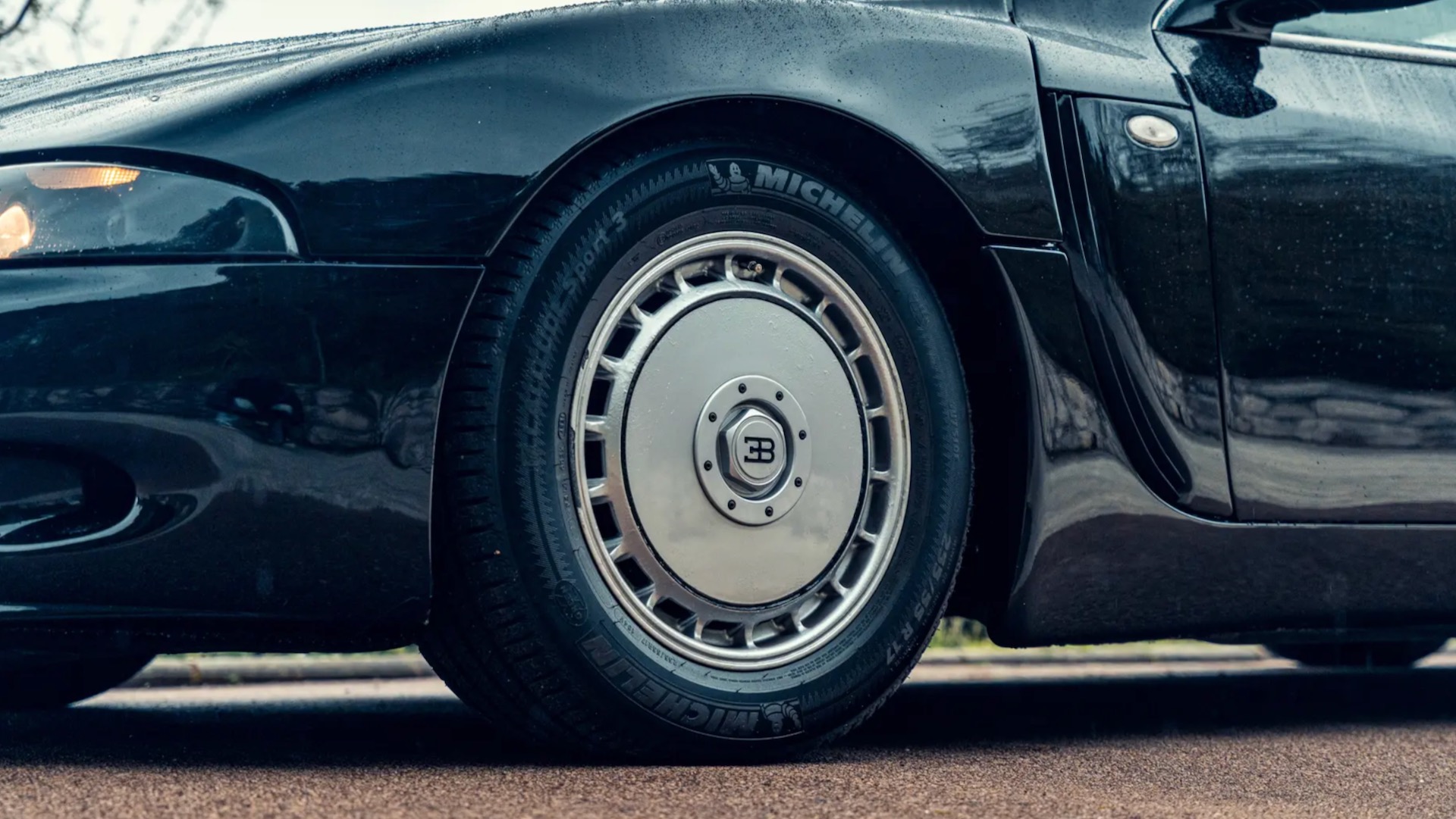 Модель EB112 стала логическим продолжением EB110 &mdash; проекта, который так и не вышел на массовый рынок