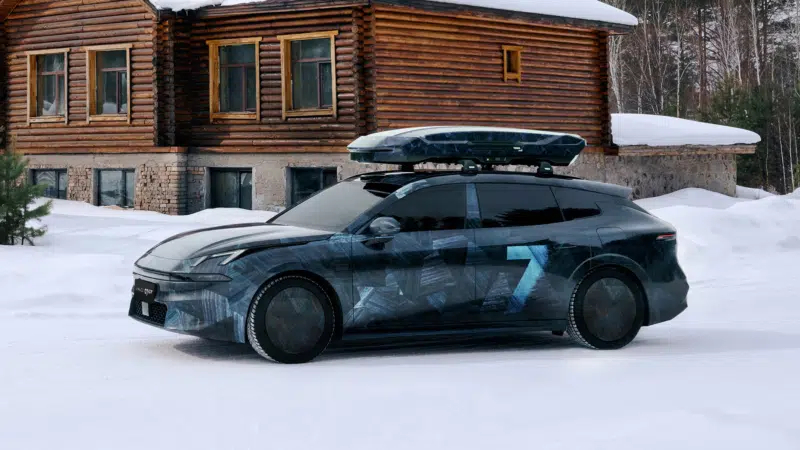 Модель позиционируется как более практичный аналог седана Lynk & Co 07. Учитывая растущий интерес к универсалам NEV в Китае, автомобиль скоро появится на местном рынке, а позднее станет доступен и зарубежным покупателям.