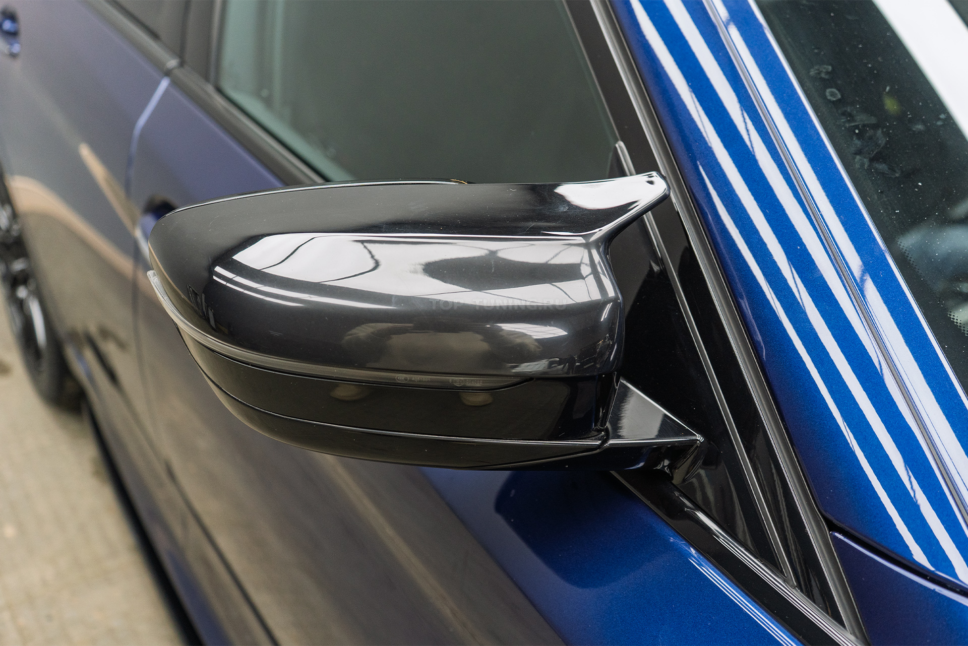 Установка монитора в салон BMW 5 серии G30 рестайлинг