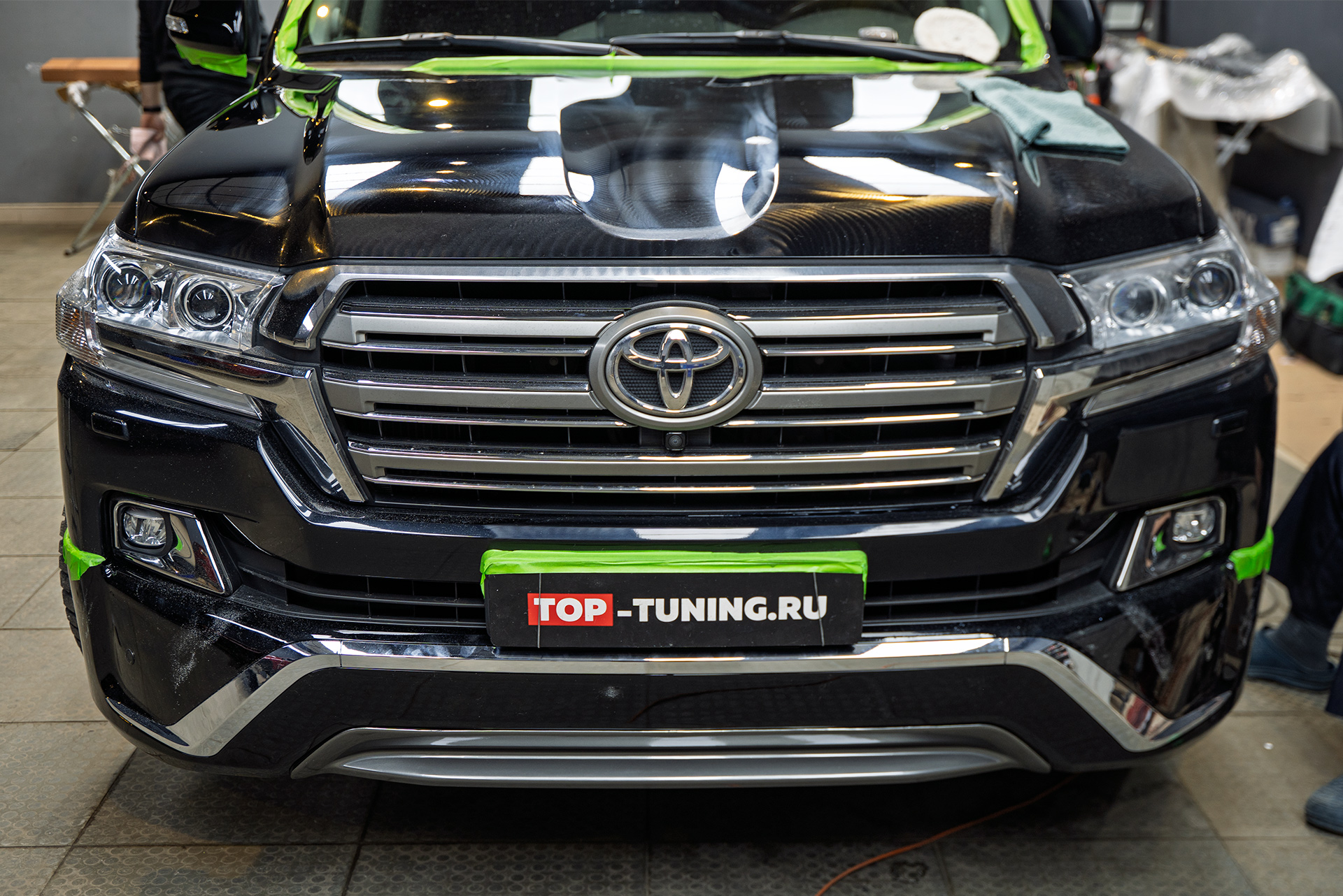 111523 Тюнинг-конверсия Toyota Land Cruiser 200 рестайлинг