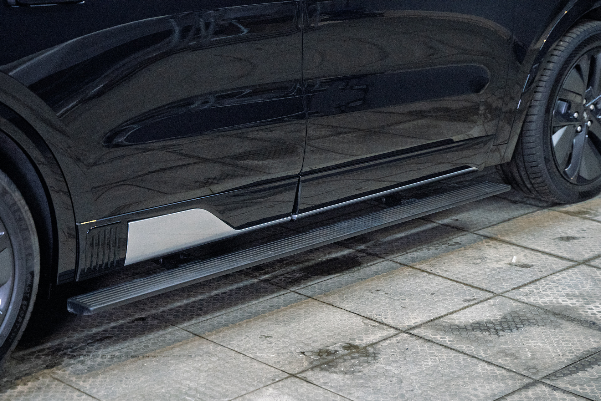 111552 Премьера обвеса Golden Oasis &ndash; премиальный тюнинг Lixiang L9