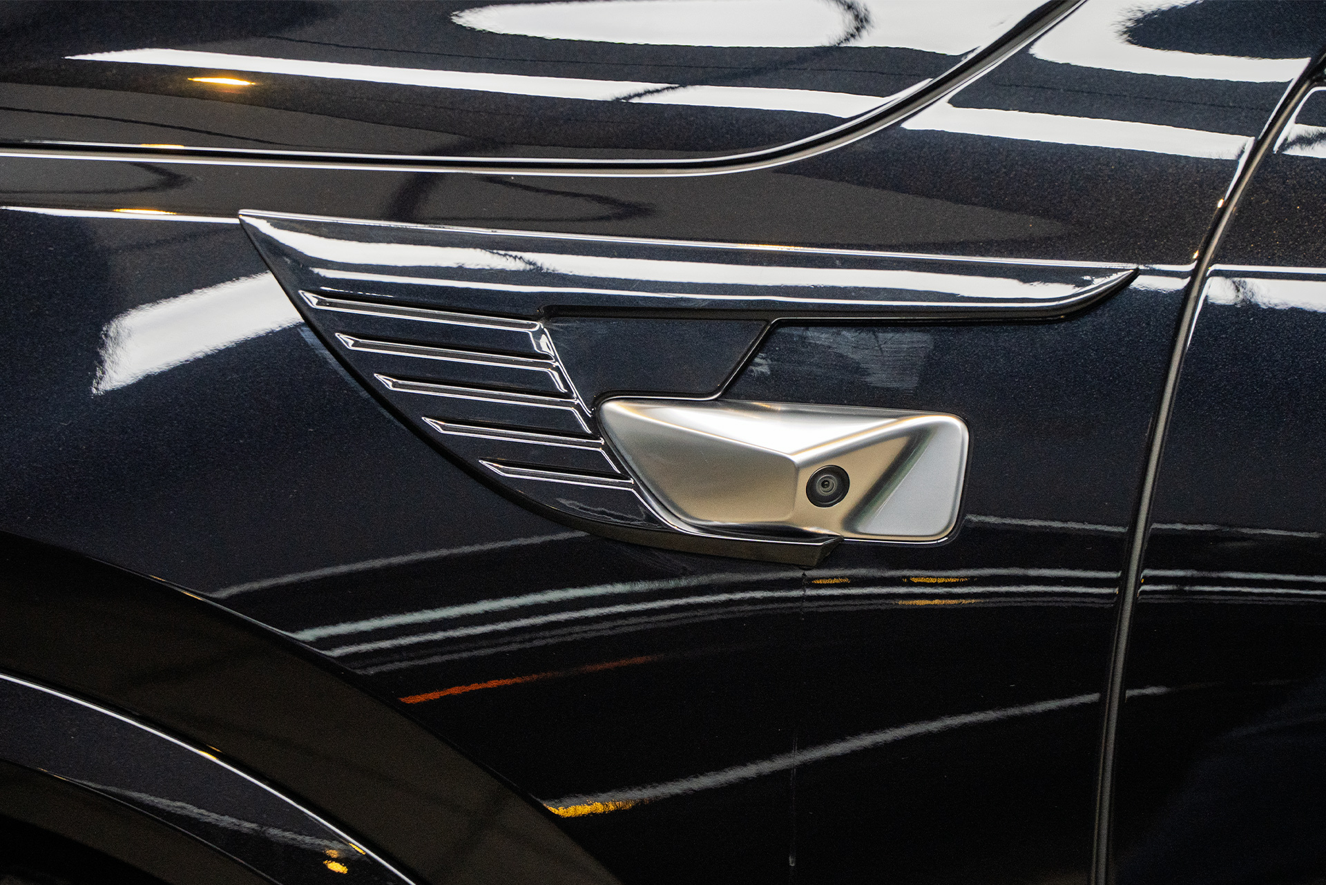 111552 Премьера обвеса Golden Oasis &ndash; премиальный тюнинг Lixiang L9