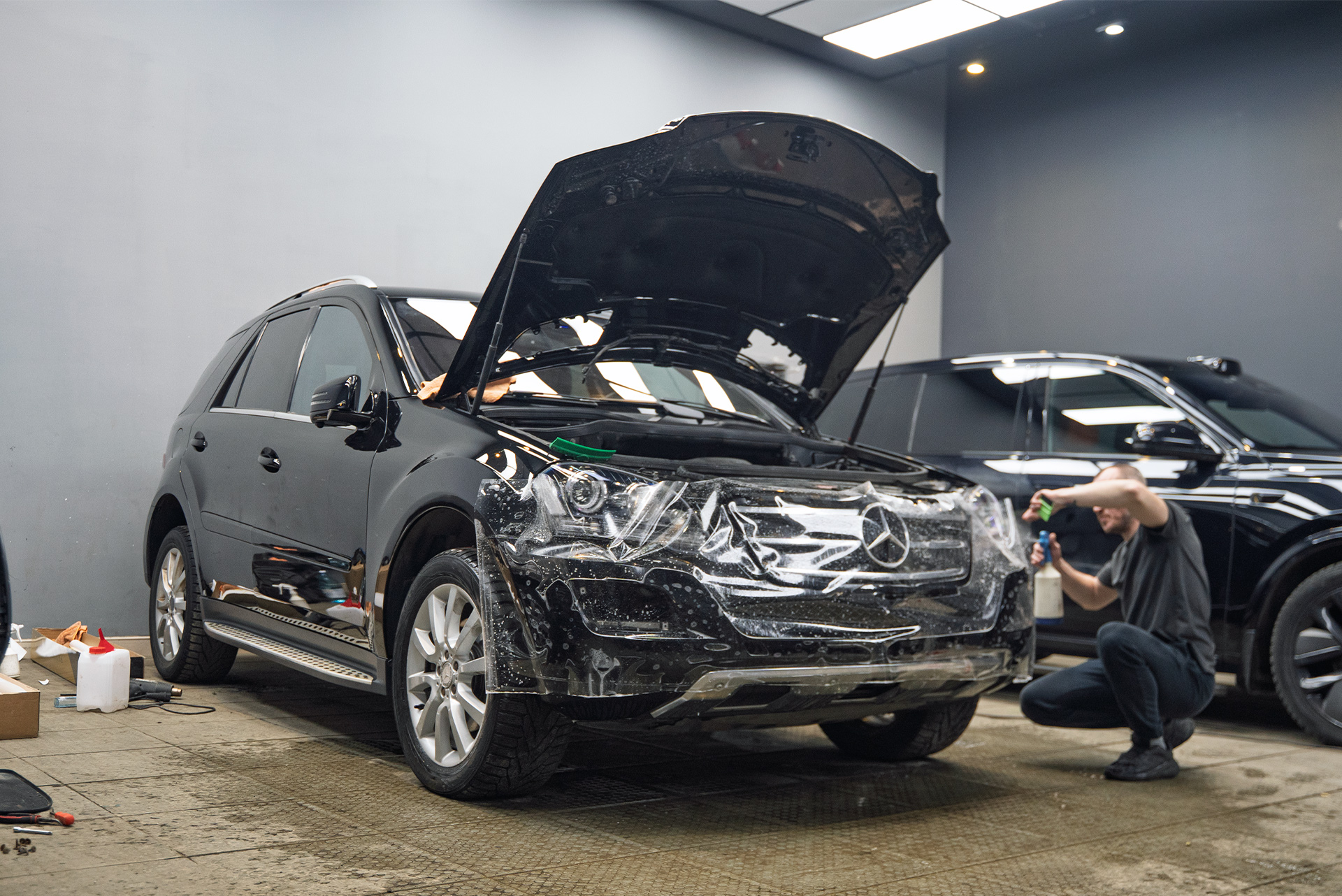 111555 Оклейка зоны риска + полная керамика + химчистка салона Mercedes M-class III