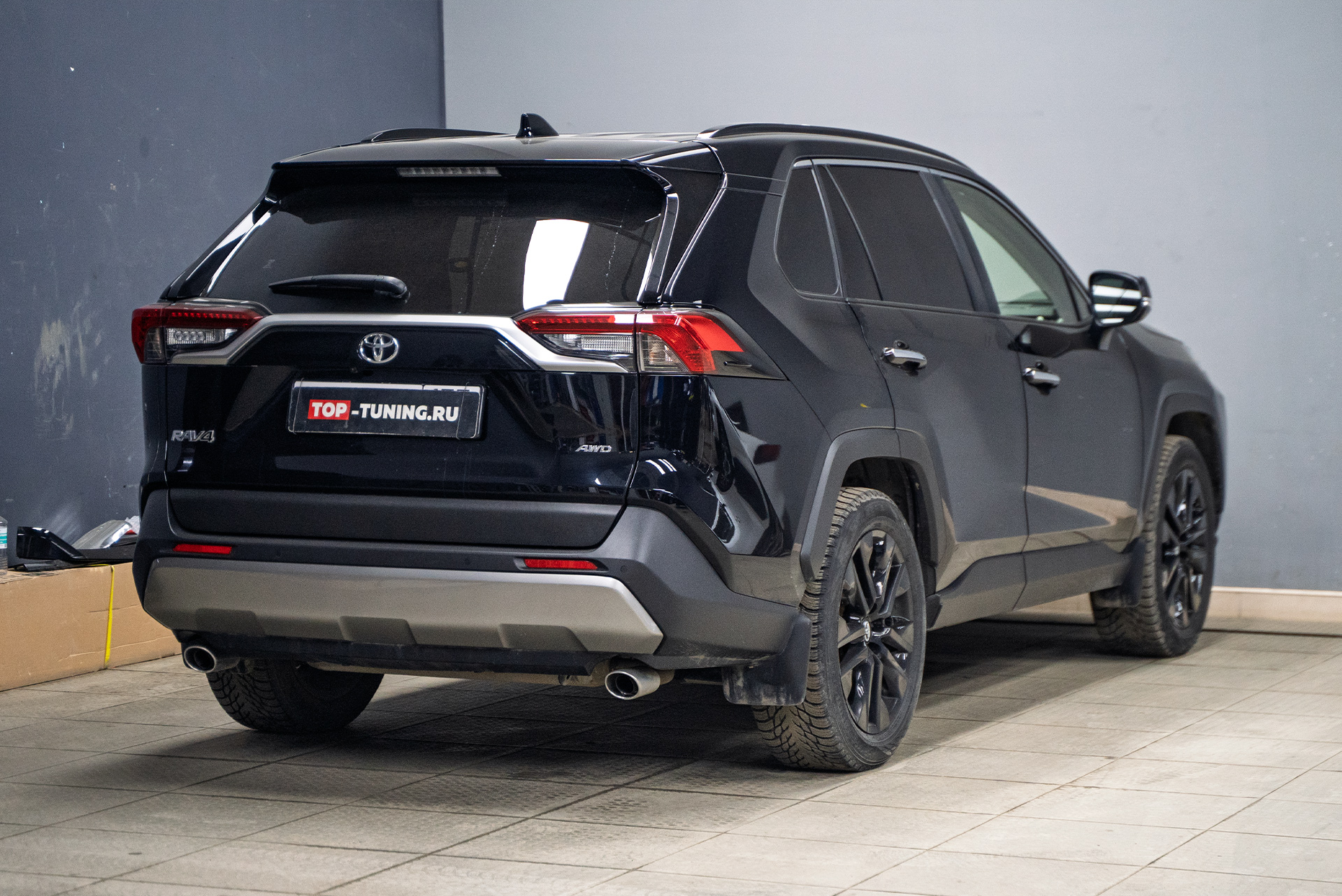 111612 Установка динамической RGB-подсветки MTF в салон Toyota RAV-4 V