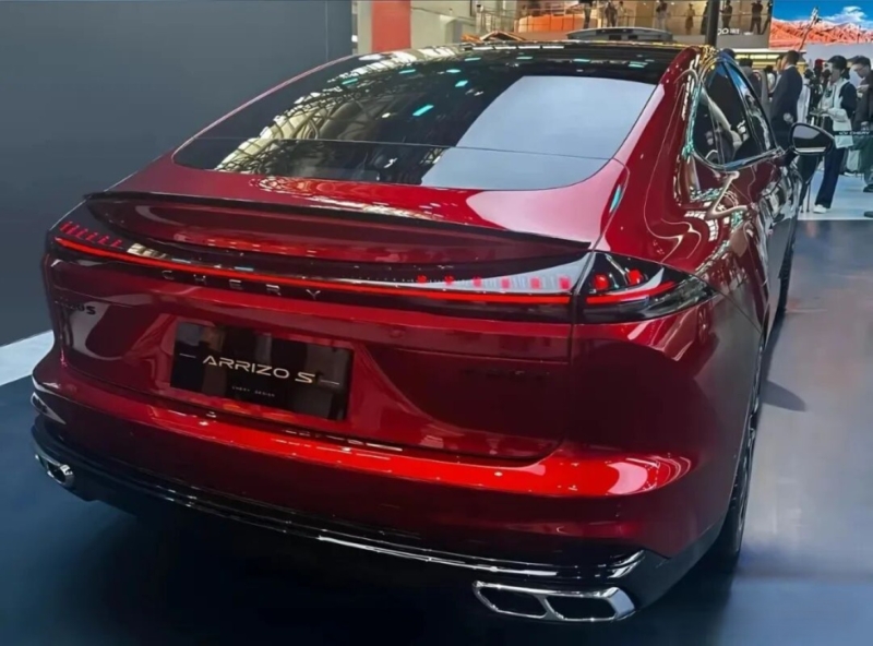 Расширение линейки началось с появления таких моделей, как Arrizo 8: в последних поколениях этой серии были представлены силовые агрегаты повышенной мощности и обновлённые трансмиссии.