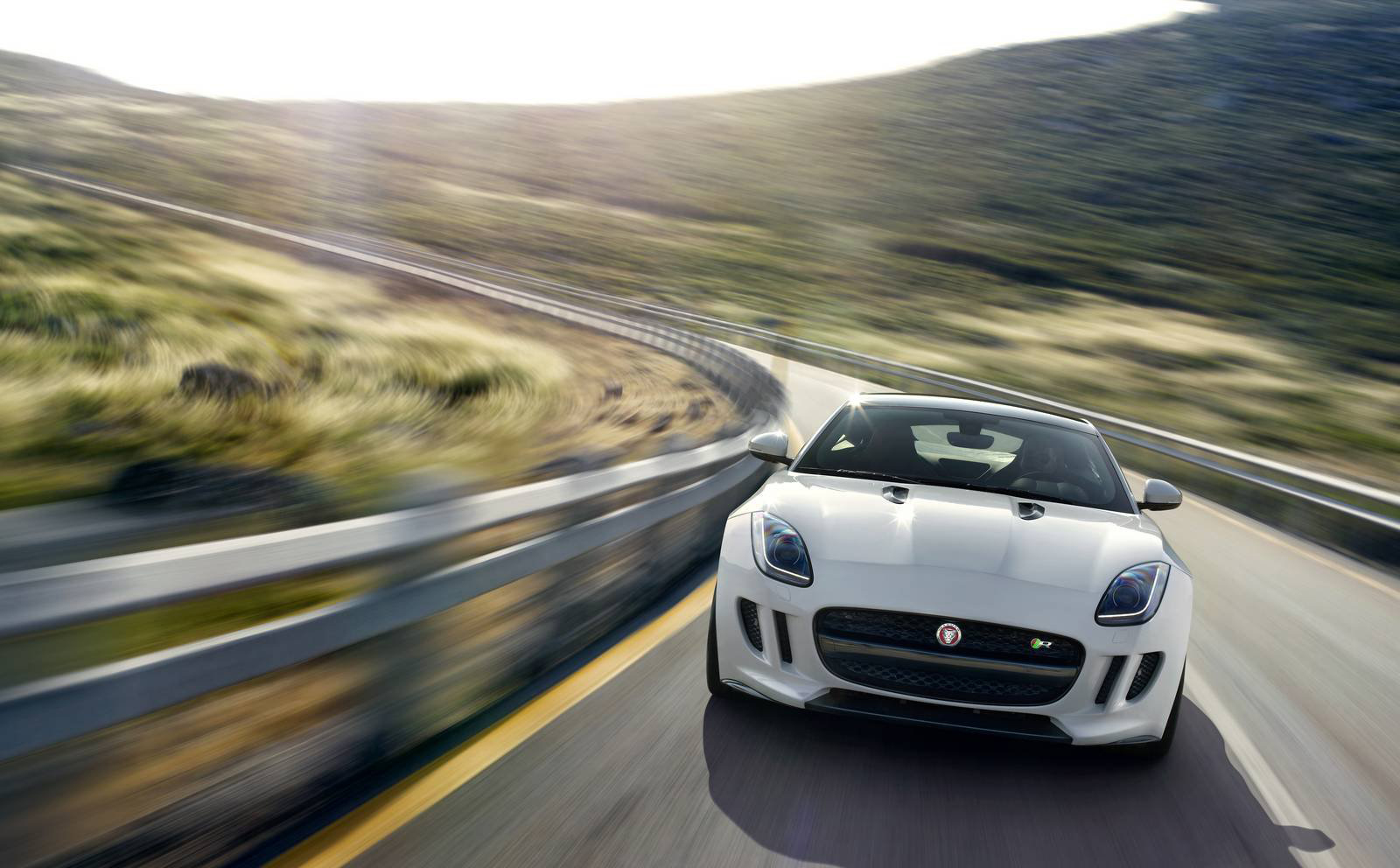 2015 Jaguar F-Type R Coupe