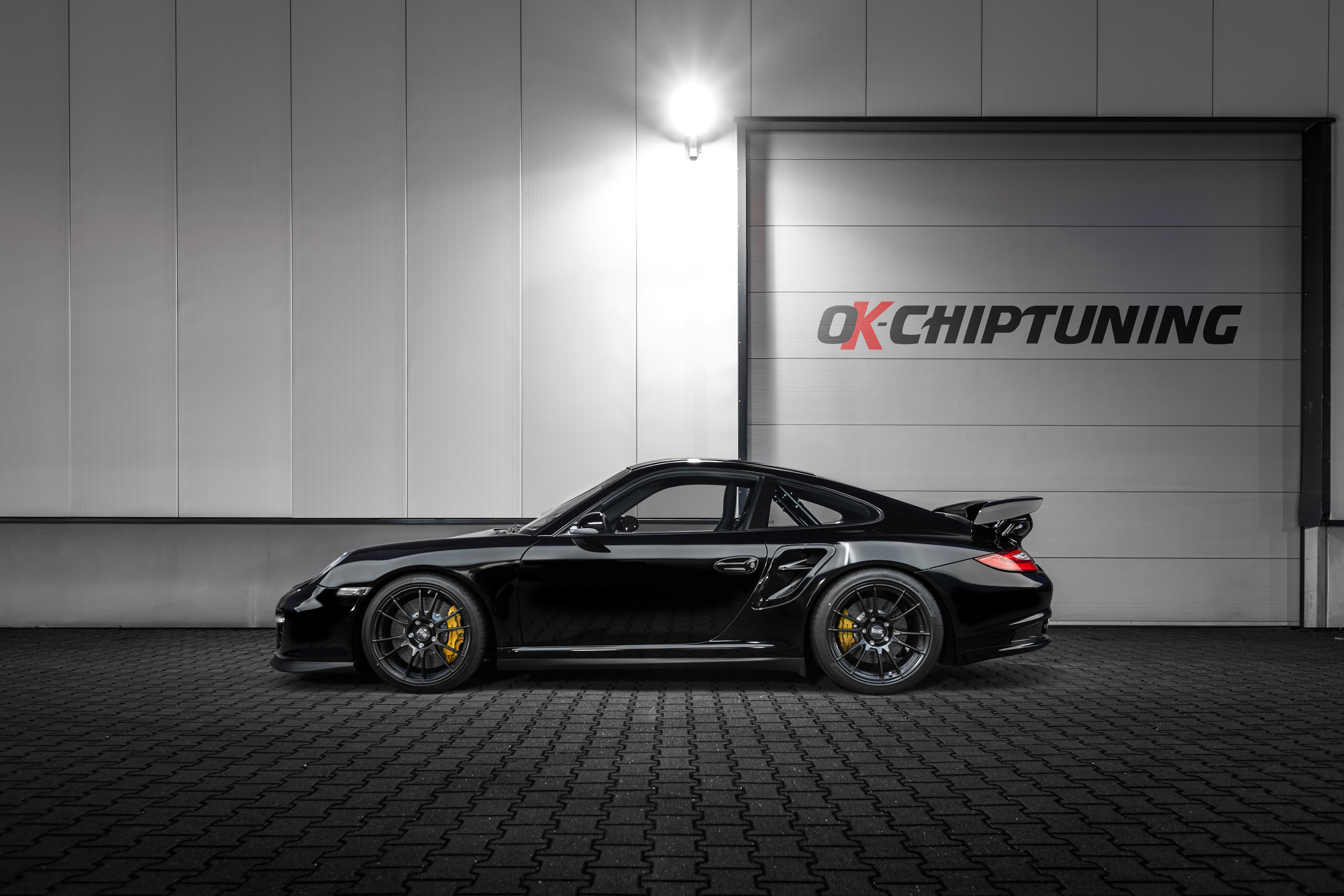 Porsche 911 GT2 OK Tuning