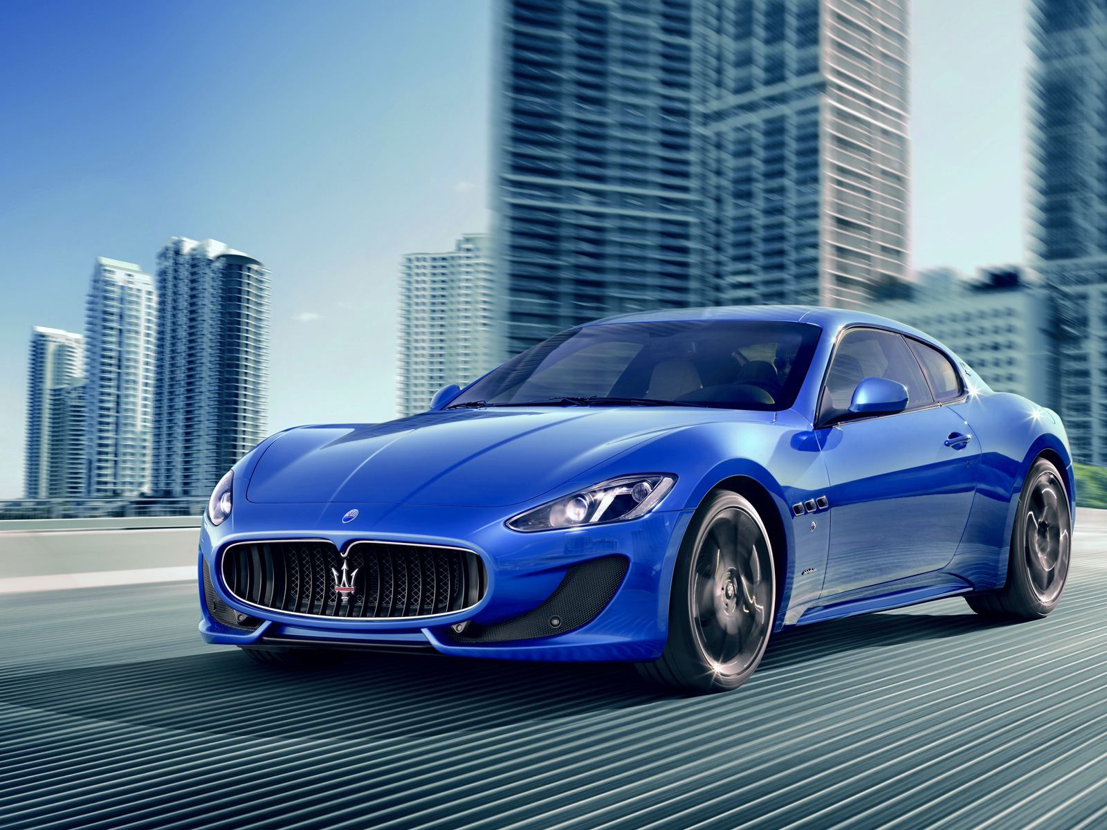 Maserati GRANTURISMO суперкары