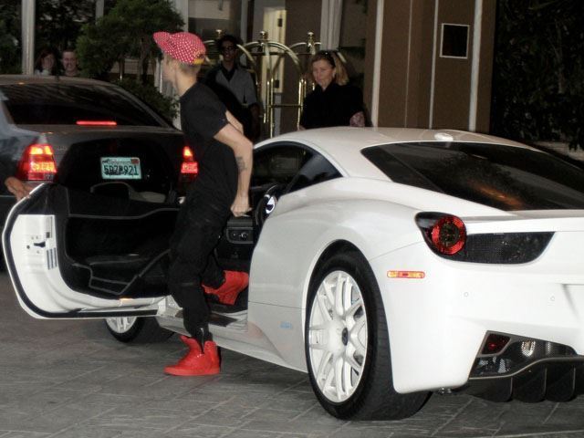 Бибер купил Bugatti Veyron