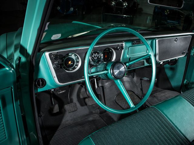 1964 Chevrolet C10 с двигателем Corvette V8