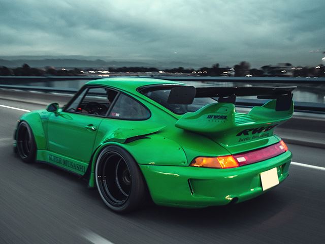 Новый Porsche 911 993 от RWB